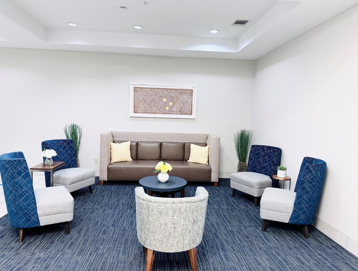 Holiday Inn Express & Suites Houston East - Baytown, An Ihg Hotel Esterno foto